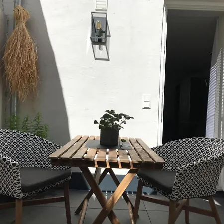 Sybille Kuntz Weingut Gaestehaus *