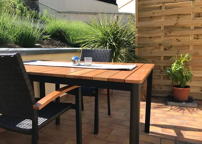 Sybille Kuntz Weingut Gaestehaus * 리서